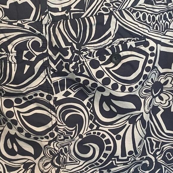 Banana‎ Republic Martin Fit Graphic Print Shorts - Picture 5 of 9